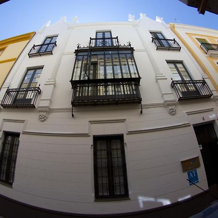 Life Apartments Alberto Lista Seville Exterior photo