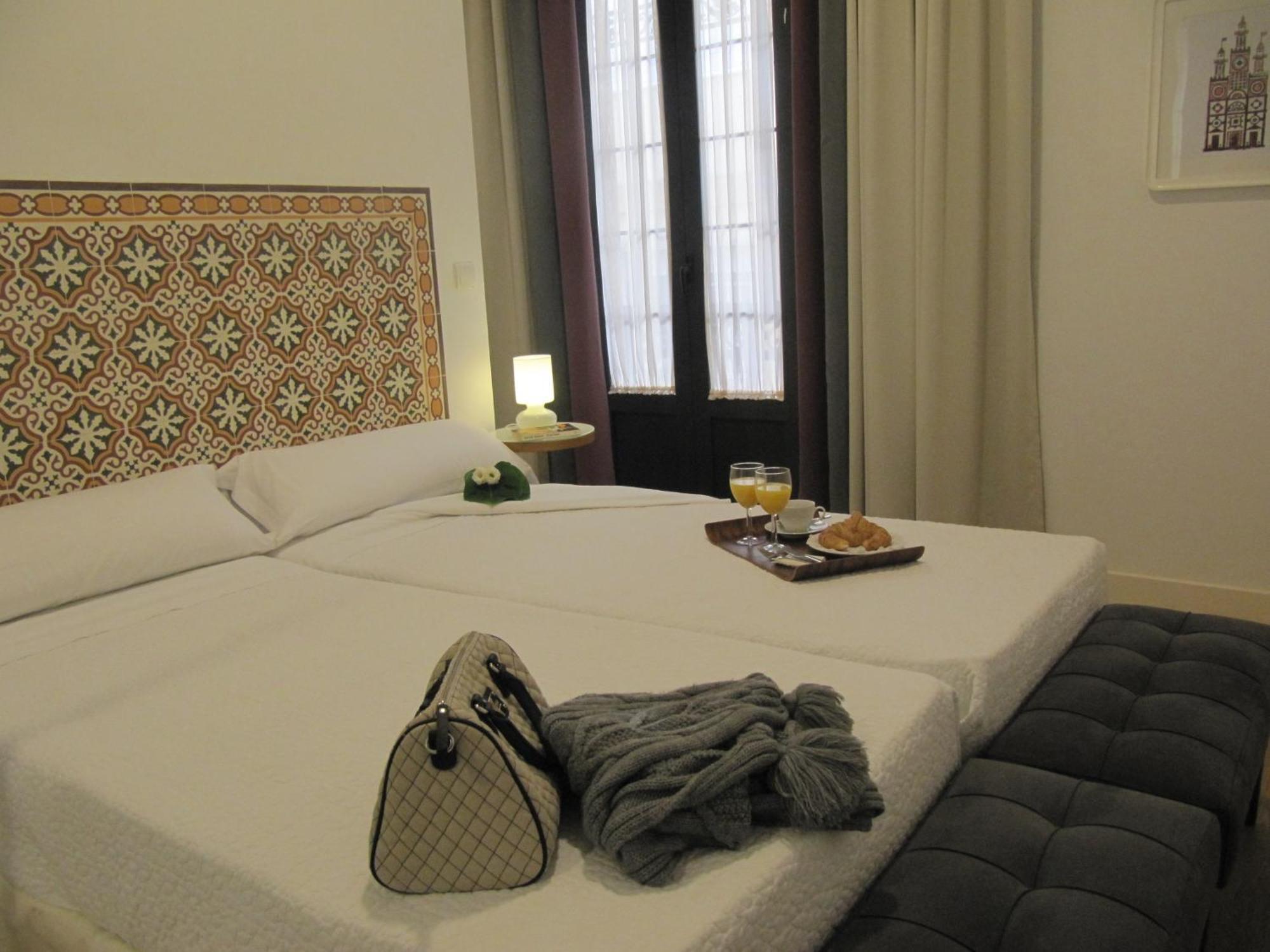 Life Apartments Alberto Lista Seville Room photo