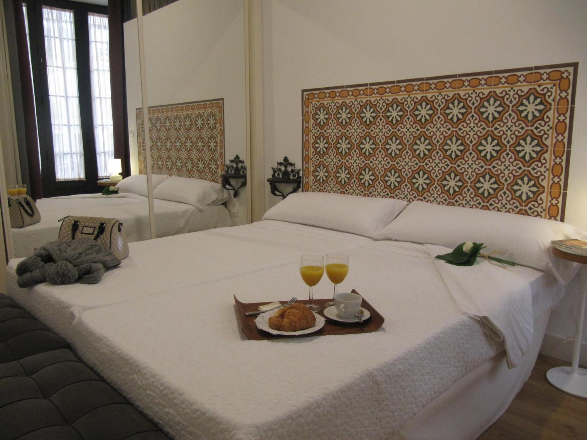 Life Apartments Alberto Lista Seville Room photo